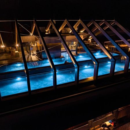 Zillergrundrock Luxury Mountain Resort Mayrhofen Eksteriør billede