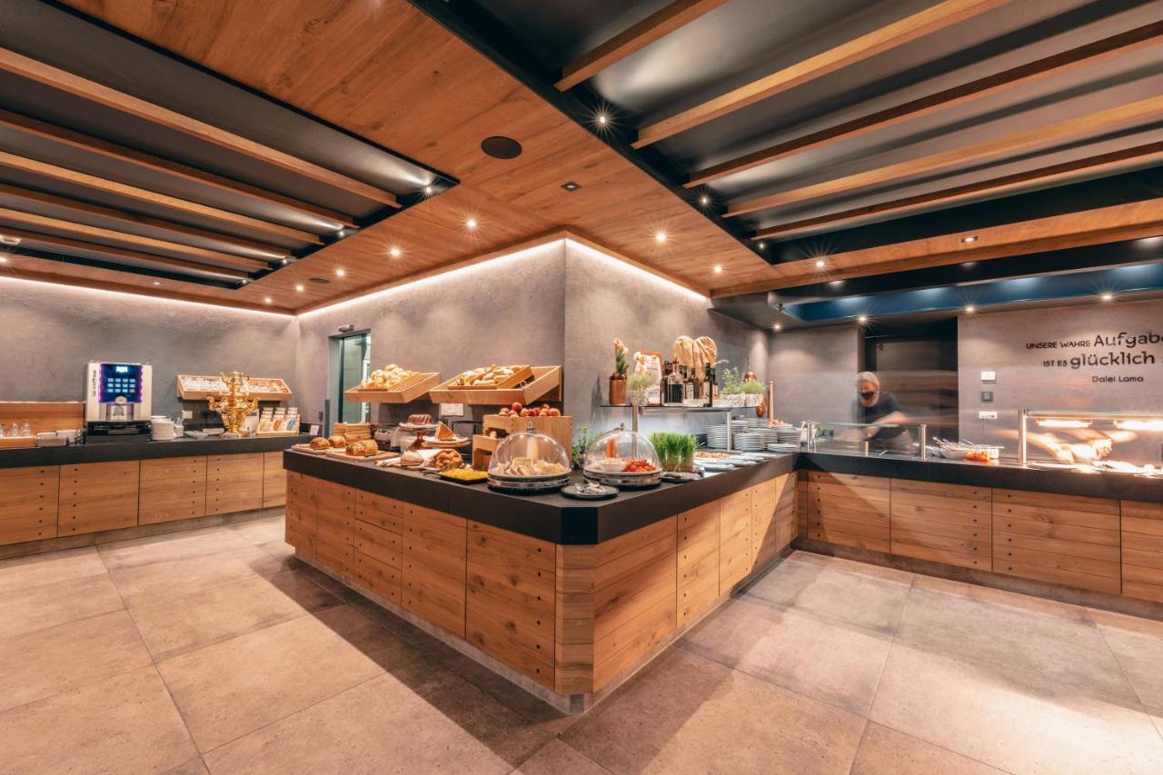 Zillergrundrock Luxury Mountain Resort Mayrhofen Eksteriør billede