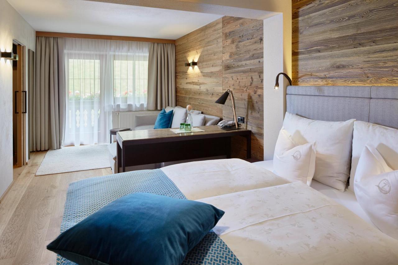Zillergrundrock Luxury Mountain Resort Mayrhofen Eksteriør billede