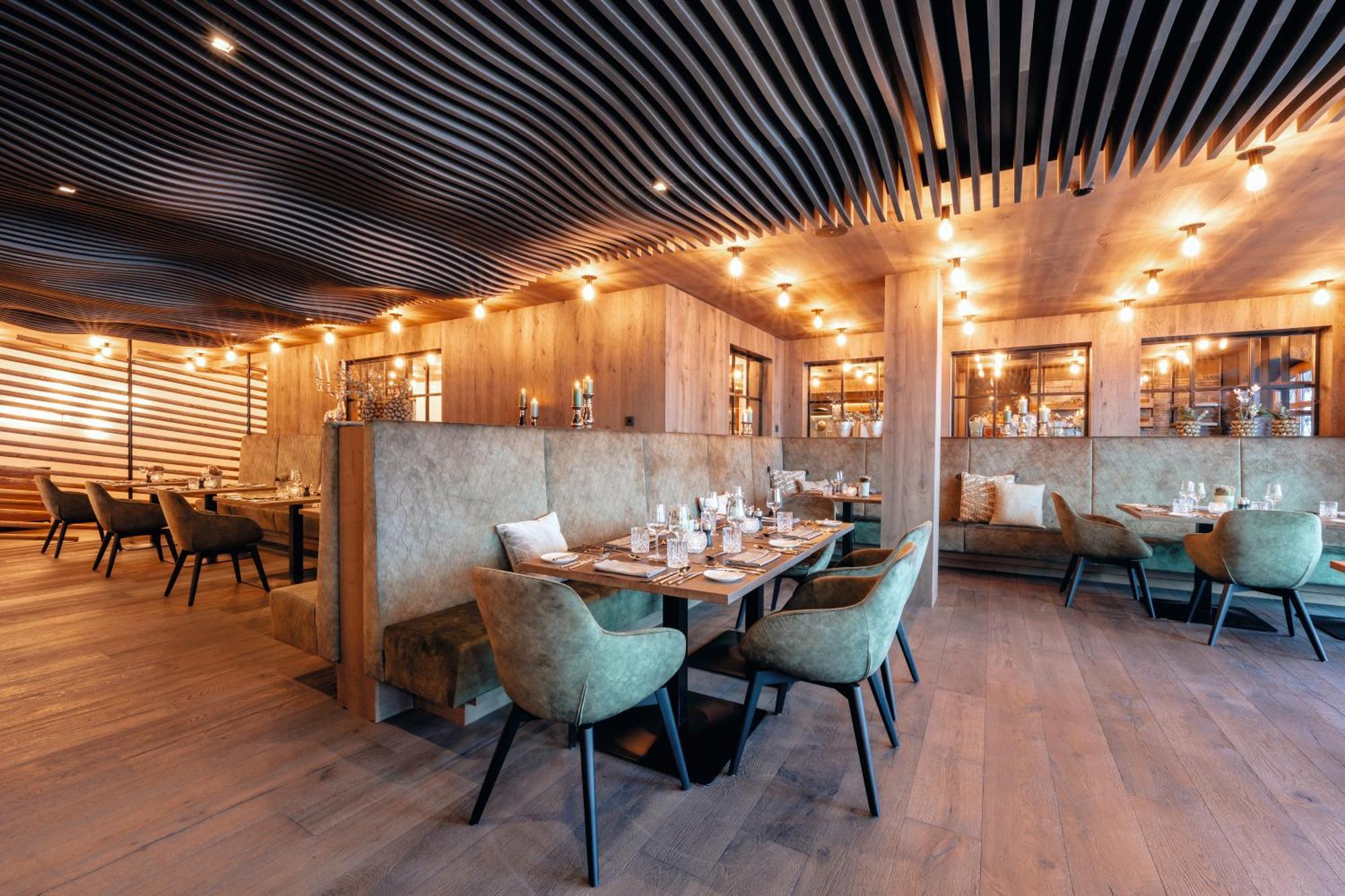 Zillergrundrock Luxury Mountain Resort Mayrhofen Eksteriør billede
